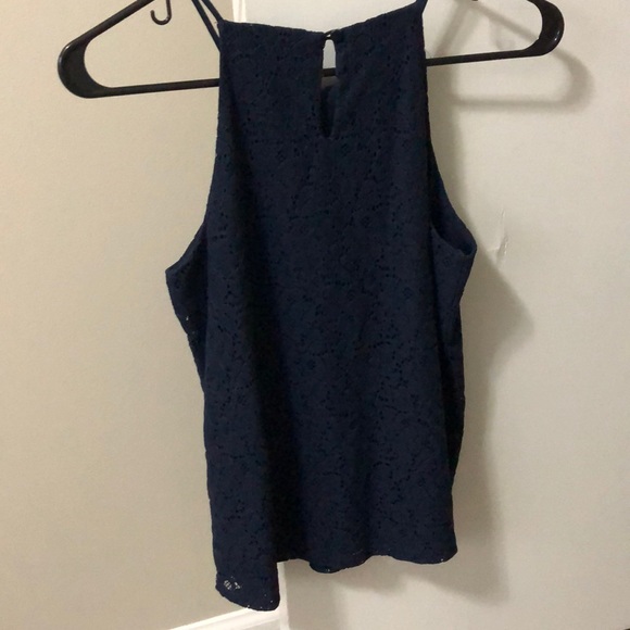 Monteau - high neck lace over lay tank top - Picture 4 of 5